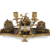 A FRENCH ORMOLU-MOUNTED CHINESE LACQUER AND PORCELAIN ENCRIER - фото 3