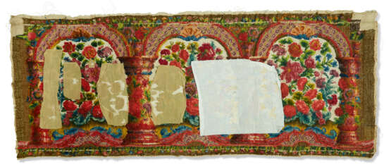 A SET OF FRENCH OR ENGLISH NEEDLEPOINT PANELS FOR A SOFA - Foto 14