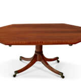 A GEORGE III INDIAN ROSEWOOD, SATINWOOD AND TULIPWOOD-BANDED BREAKFAST TABLE - photo 2