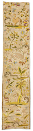 AN EARLY ITALIAN EMBROIDERED PANEL - photo 2