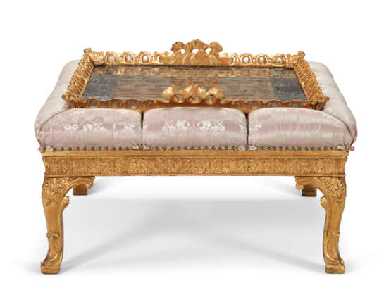 A NORTH EUROPEAN GILTWOOD AND HARDSTONE LOW TABLE - фото 4