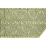 A GROUP OF SEVEN ENGLISH OR CONTINENTAL LIGHT GREEN SILKS - Foto 23