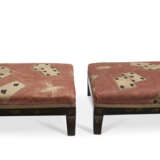 A PAIR OF BLACK AND GILT-JAPANNED FOOTSTOOLS - фото 1