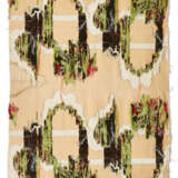 A LENGTH OF FRENCH SILK BROCADE - Foto 11