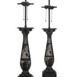 A PAIR OF VICTORIAN ENGRAVED BLACK DERBYSHIRE MARBLE CANDLESTICKS - фото 3