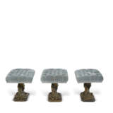 THREE PATINATED PLASTER TABOURETS - фото 2