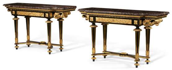 A PAIR OF LATE LOUIS XV ORMOLU-MOUNTED EBONY CONSOLE TABLES - фото 2
