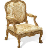 A PAIR OF GEORGE II WHITE-PAINTED AND PARCEL-GILT ARMCHAIRS - фото 5