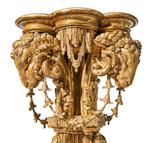 A PAIR OF GEORGE III GILTWOOD TORCH&#200;RES - photo 6