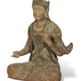 A LARGE AND RARE CHINESE PAINTED WOOD FIGURE OF GUANYIN - photo 8