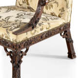 A PAIR OF EARLY GEORGE III MAHOGANY ARMCHAIRS - photo 27