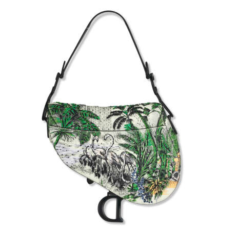 A LIMITED EDITION CALFSKIN LEATHER & EMBROIDERED TOILE DE JOUY TROPICALIA MEDIUM SADDLE BAG WITH BLACK HARDWARE - Foto 3