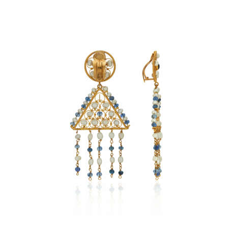 ILIAS LALAOUNIS SEED PEARL, SAPPHIRE AND GOLD EARRINGS - фото 3