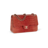 A MATTE DUSTY ROSE ALLIGATOR JUMBO DOUBLE FLAP BAG WITH PERMABRASS HARDWARE - photo 2
