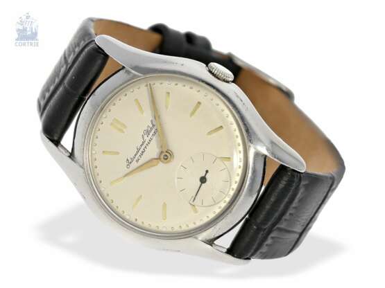 Armbanduhr: frühe IWC Armbanduhr mit sehr seltener Gehäuseform, Schaffhausen 1946 - фото 1