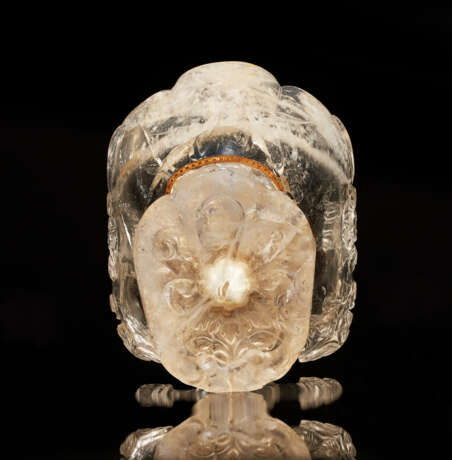 AN ENAMELLED GOLD MOUNTED ROCK CRYSTAL TAZZA - photo 11