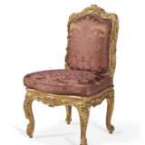 A SUITE OF TWENTY LOUIS XV STYLE GILTWOOD CHAISES - фото 13