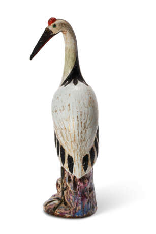 A LARGE CHINESE EXPORT PORCELAIN MODEL OF A CRANE - фото 2