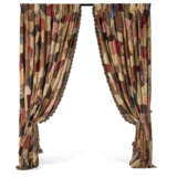 EIGHT PATCHWORK CURTAIN PANELS - Foto 3