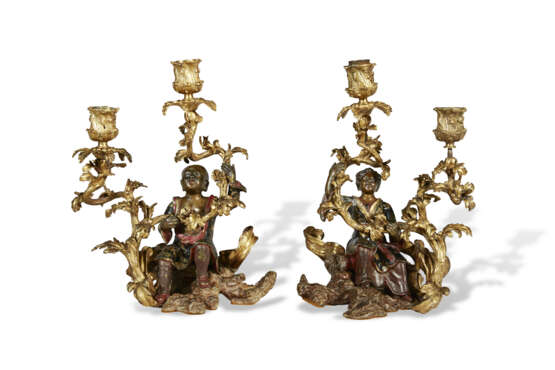 A PAIR OF FRENCH ORMOLU AND LACQUERED-BRONZE TWO-LIGHT CANDELABRA - photo 2