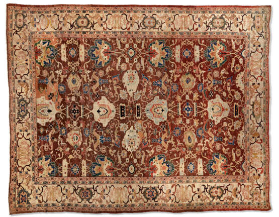 A SULTANABAD CARPET - photo 1