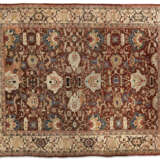 A SULTANABAD CARPET - фото 1