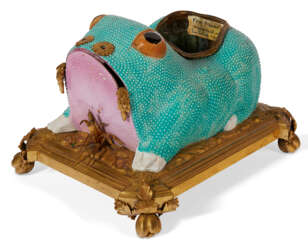 A FRENCH ORMOLU-MOUNTED CHINESE PORCELAIN FIGURE OF A TOAD