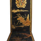 A PAIR OF GEORGE I BLACK, RED AND GILT-JAPANNED AND CHINESE LACQUER HALL CHAIRS - фото 8