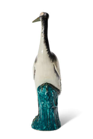A CHINESE EXPORT PORCELAIN MODEL OF A CRANE - photo 3