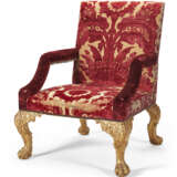A PAIR OF GEORGE II GILTWOOD ARMCHAIRS - фото 3