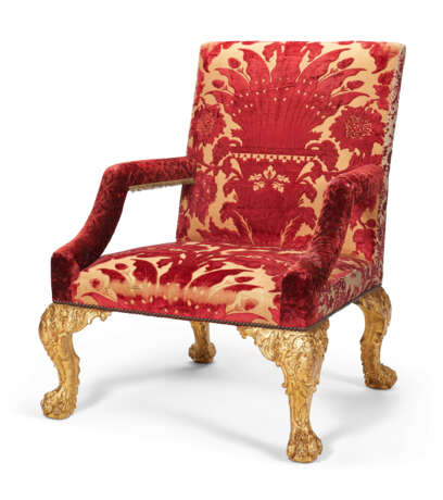 A PAIR OF GEORGE II GILTWOOD ARMCHAIRS - photo 11