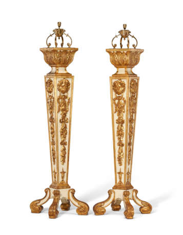 A PAIR OF GEORGE II PARCEL-GILT AND WHITE-PAINTED PEDESTALS - photo 5