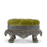 A PAIR OF INDIAN PARCEL-GILT SILVER-MOUNTED FOOTSTOOLS - фото 7