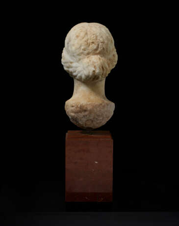 A GREEK MARBLE HEAD OF A GODDESS - photo 3