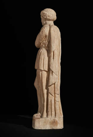 A ROMAN MARBLE FIGURE OF THE MUSE ERATO OR TERPSICHORE - фото 4