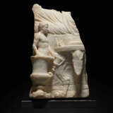 A GREEK MARBLE HERO RELIEF FRAGMENT - фото 2