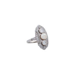 Art Déco Ring mit Perle und Diamanten von zus. ca. 0,85 ct,