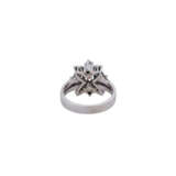 Ring mit Brillanten zus. ca. 0,6 ct, - фото 4