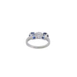 Ring mit 2 feinen Saphiren und 1 Brillant ca. 0,7 ct, - Foto 4