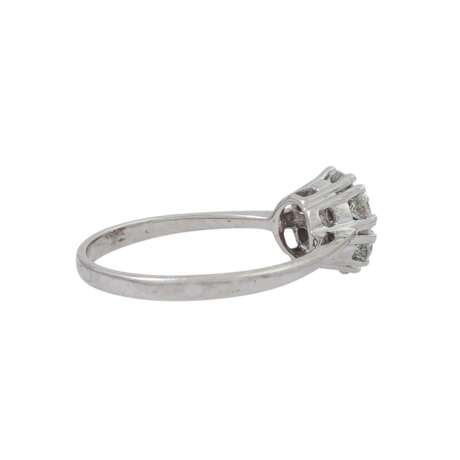 Ring mit Brillanten zus. ca. 0,30 ct, - photo 3