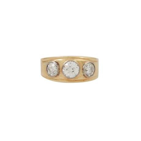 Ring mit 3 Altschliffdiamanten von zus. ca. 1,45 ct, - photo 2