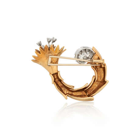 NO RESERVE | TIFFANY & CO., JEAN SCHLUMBERGER DIAMOND AND GOLD BROOCH - Foto 3
