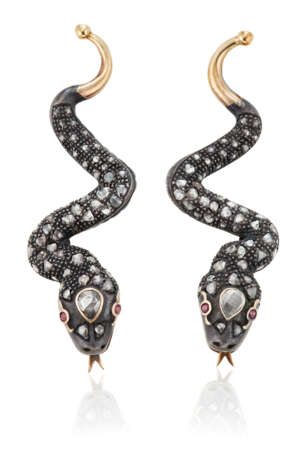NO RESERVE | DIAMOND, RUBY, SILVER AND GOLD SNAKE EARRINGS - Foto 1