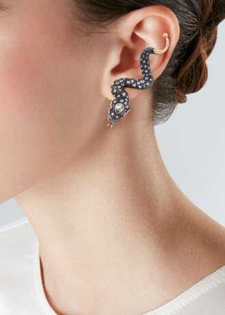 NO RESERVE | DIAMOND, RUBY, SILVER AND GOLD SNAKE EARRINGS - photo 2