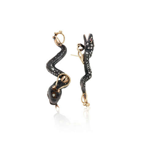NO RESERVE | DIAMOND, RUBY, SILVER AND GOLD SNAKE EARRINGS - фото 3