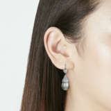 NO RESERVE| GRAY CULTURED PEARL AND DIAMOND EARRINGS - Foto 2