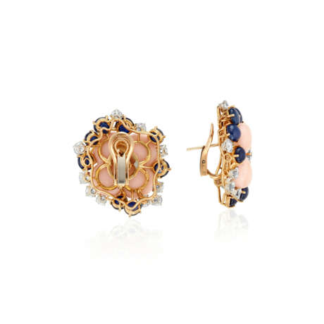 NO RESERVE | CORAL, DIAMOND AND SAPPHIRE FLOWER EARRINGS - фото 3