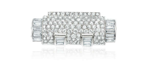 VAN CLEEF & ARPELS ART DECO DIAMOND CLIP - Foto 1