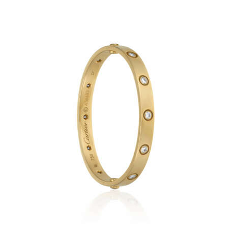 NO RESERVE | CARTIER DIAMOND AND GOLD 'LOVE' BRACELET - photo 3