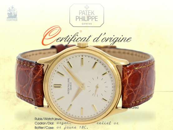 Armbanduhr: elegante, hochfeine Patek Philippe Calatrava Referenz 3923 mit Originalpapieren, verkauft an Gübelin in Basel 1991 - Foto 1
